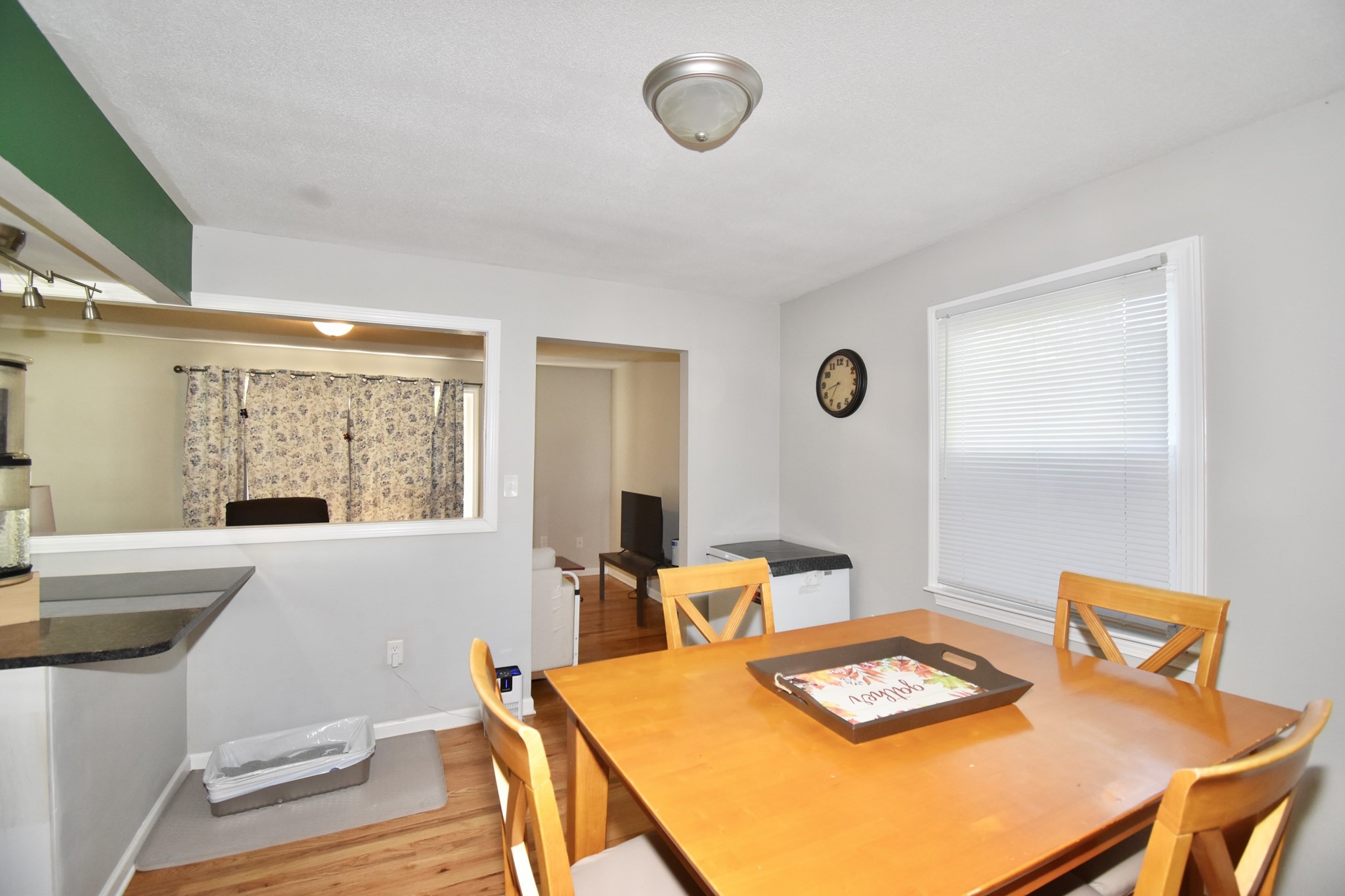 3 Vineland Ave Property Photo 7
