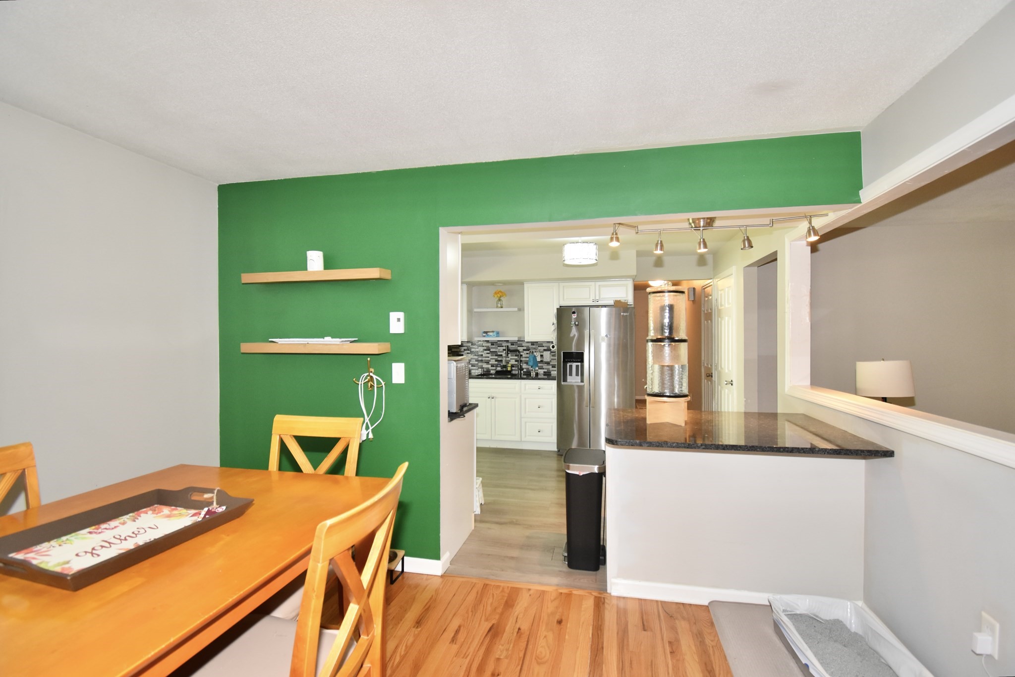 3 Vineland Ave Property Photo 8