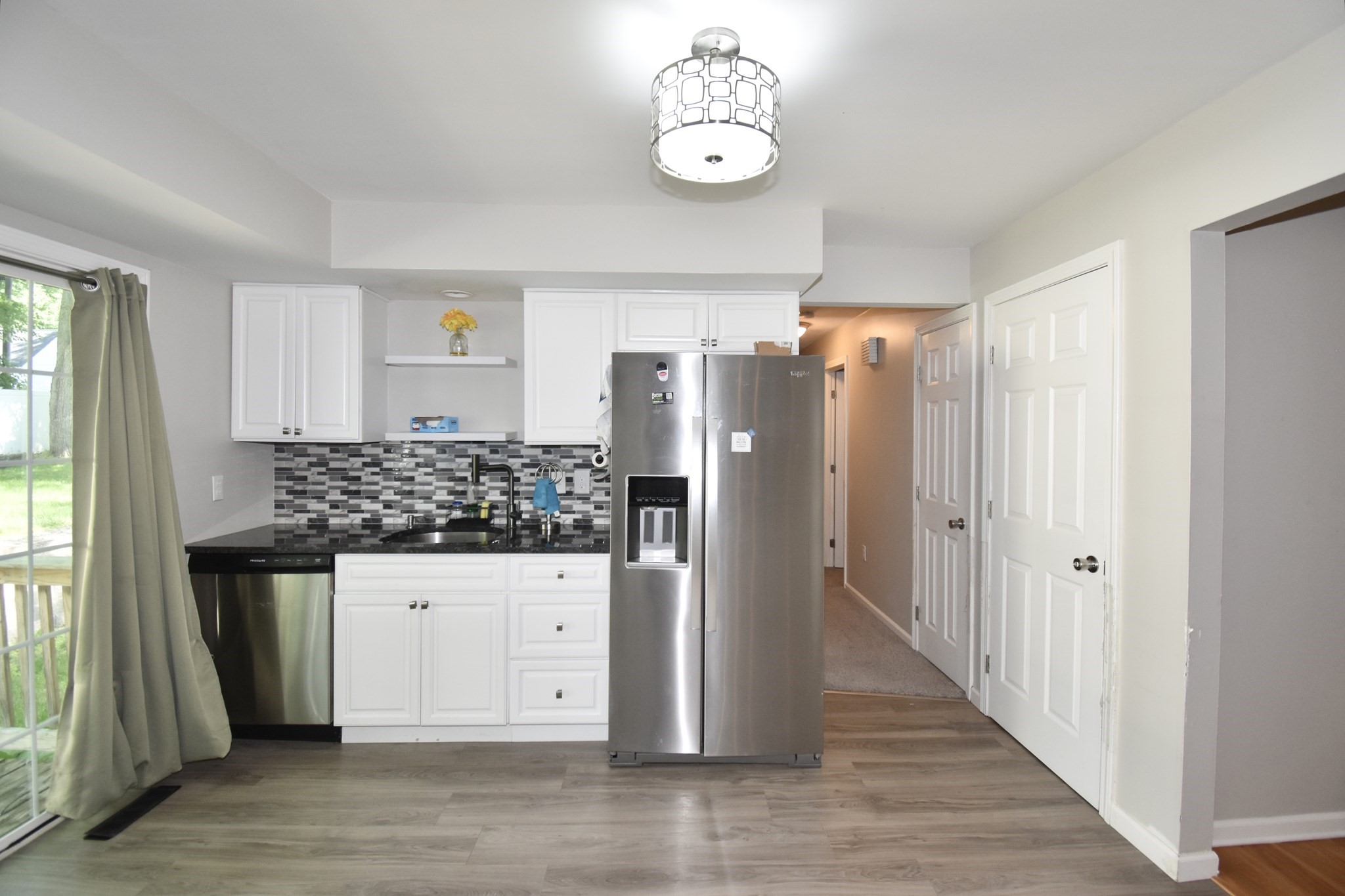 3 Vineland Ave Property Photo 9