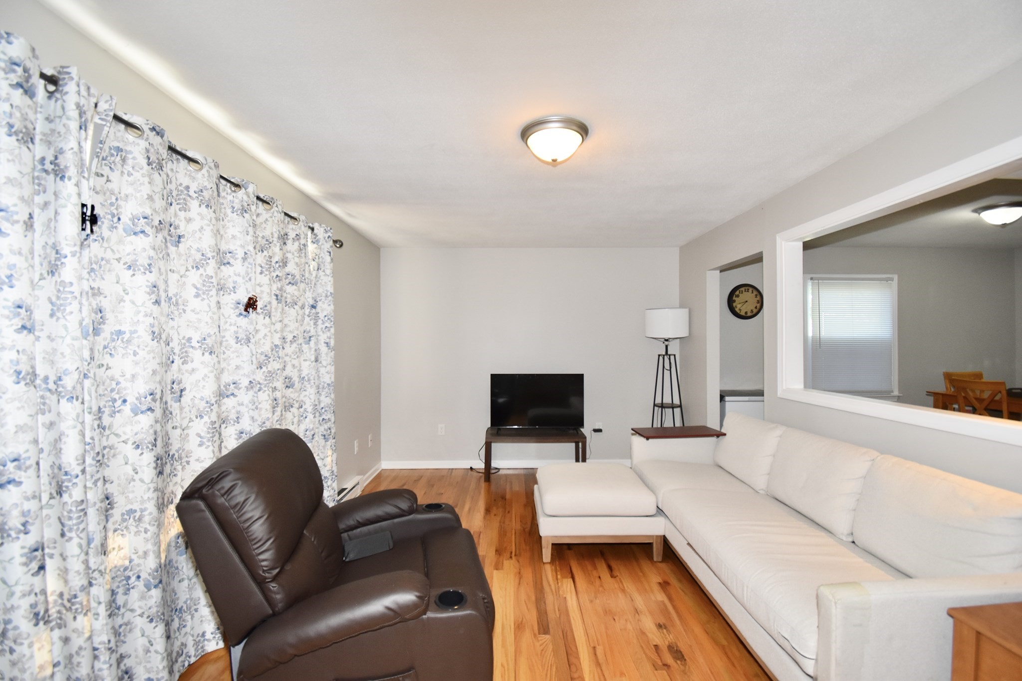 3 Vineland Ave Property Photo 15