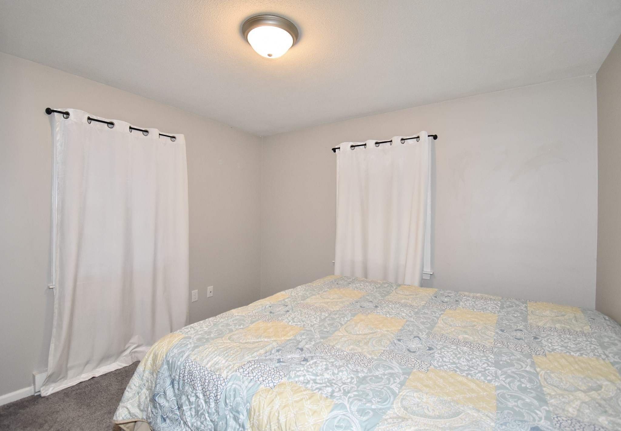 3 Vineland Ave Property Photo 19