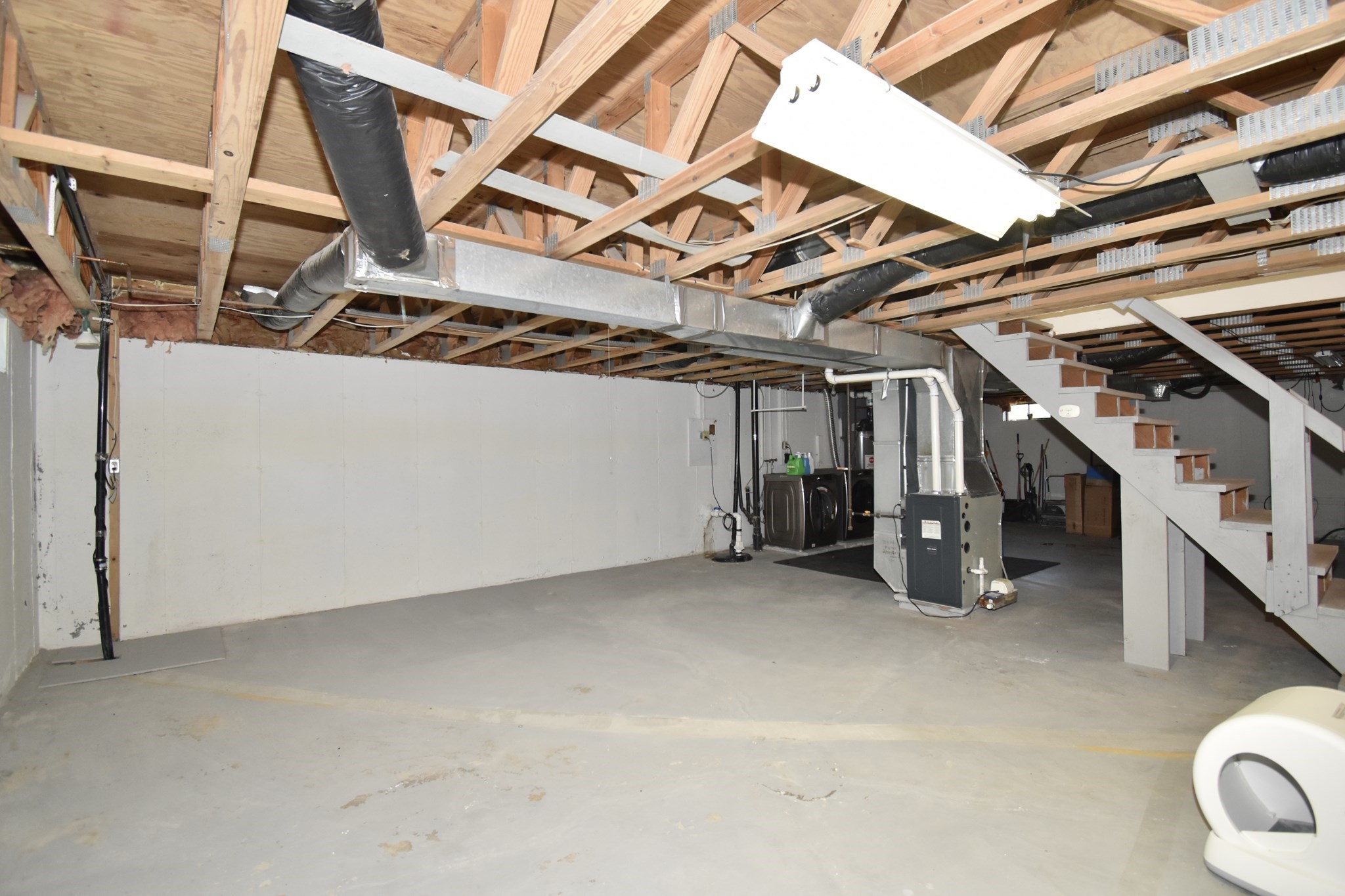 3 Vineland Ave Property Photo 21