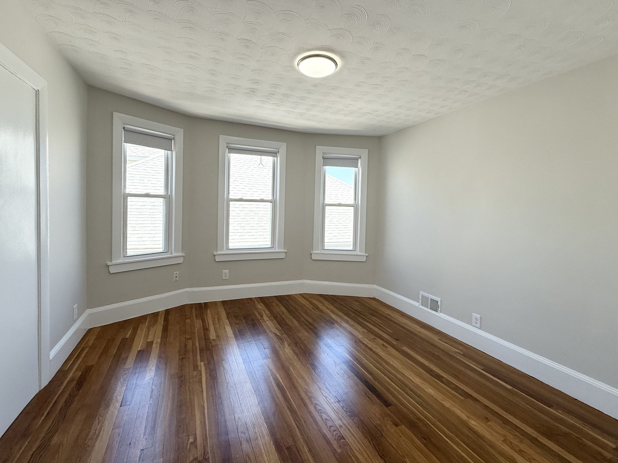 73 Campbell Avenue # 5 Property Photo 7