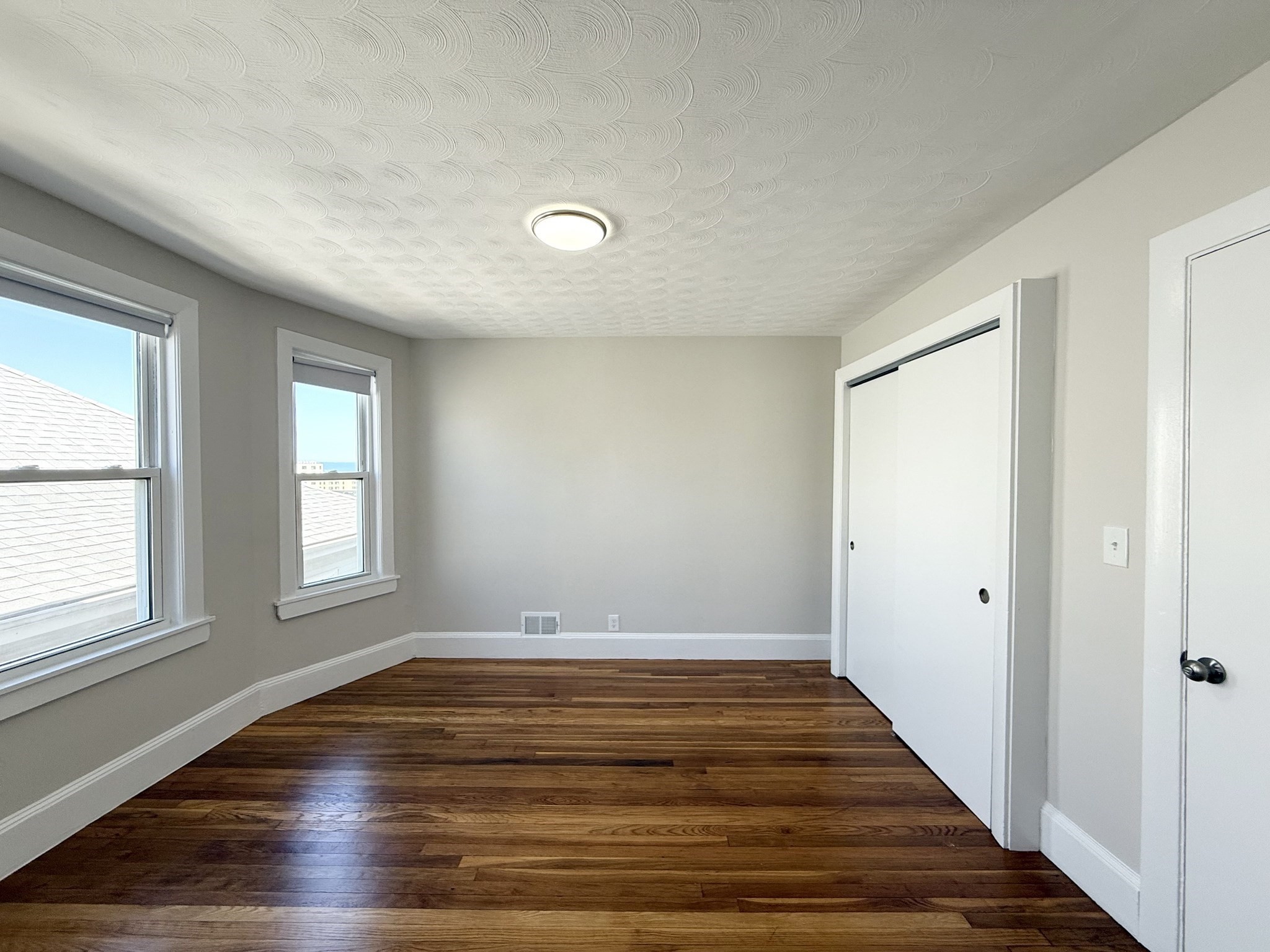 73 Campbell Avenue # 5 Property Photo 8