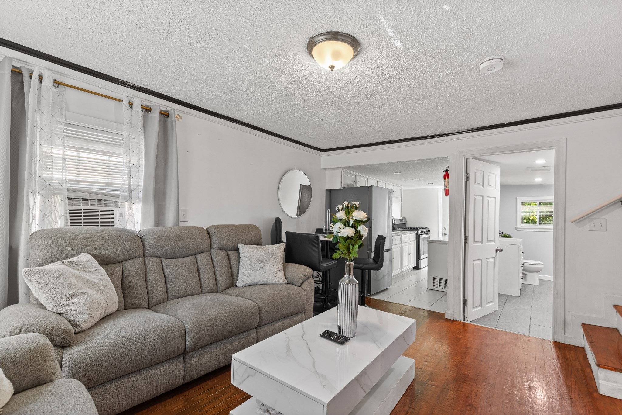 452 Tecumseh St Property Photo 5