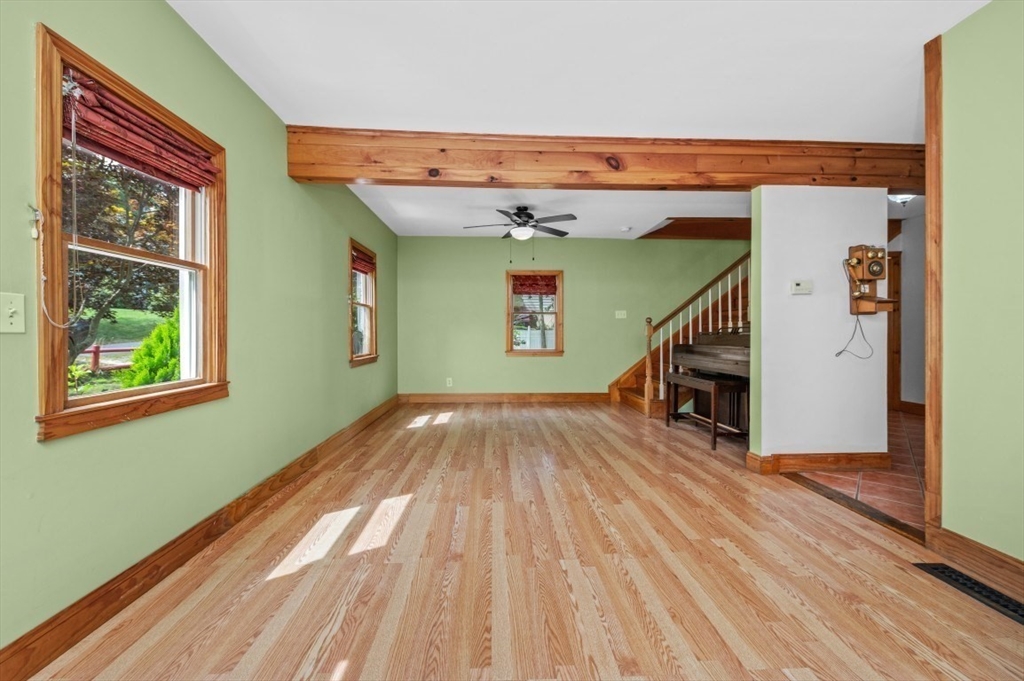 24 Birchwood Ave Property Photo 4