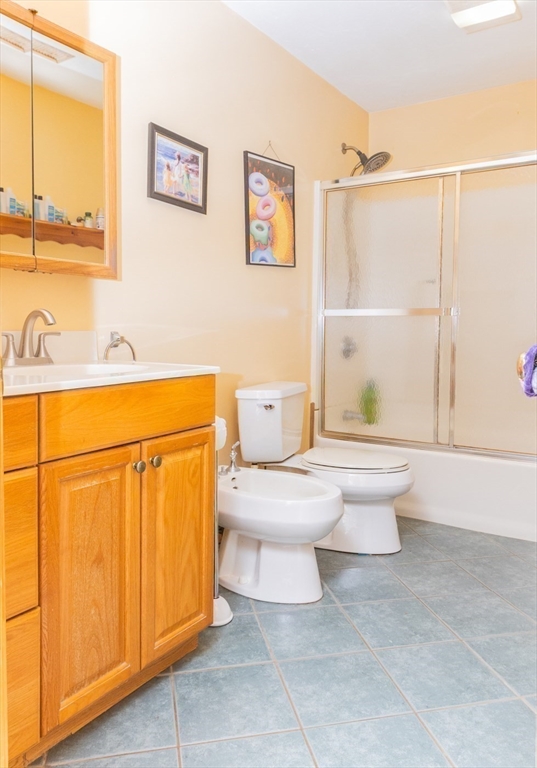 24 Birchwood Ave Property Photo 7