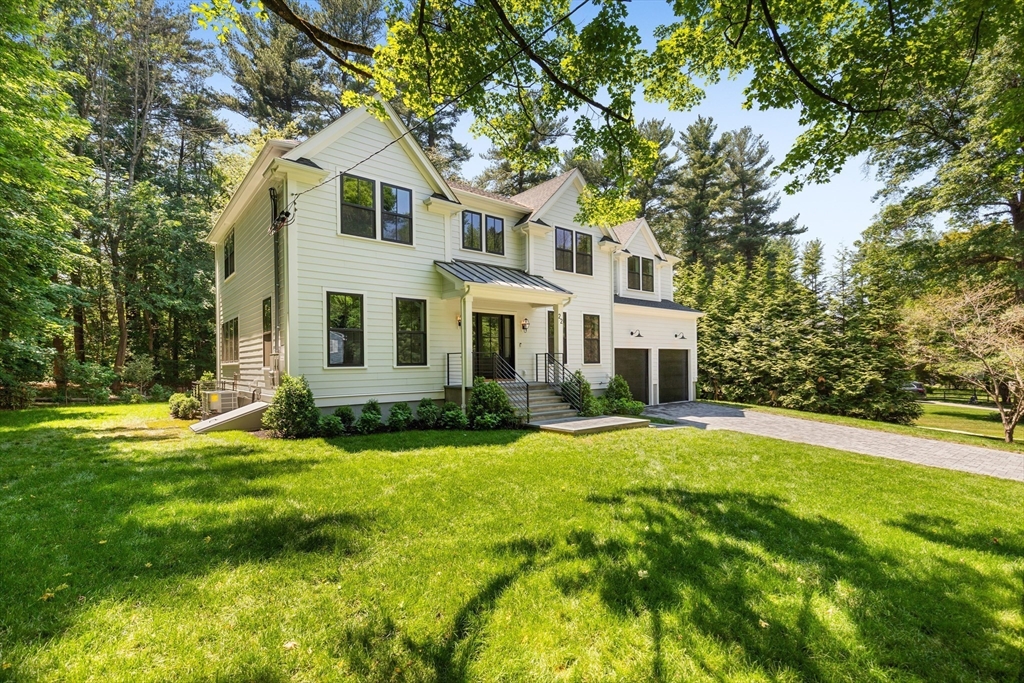 22 Constitution Rd