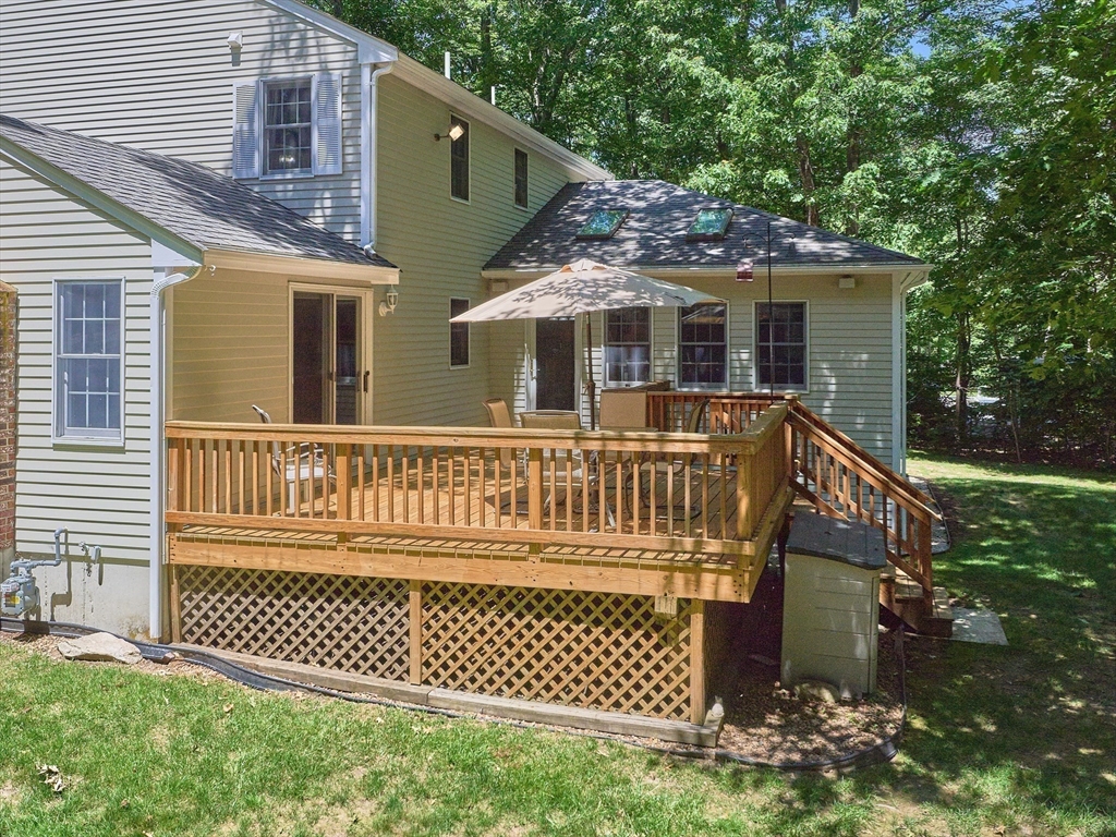 14 Running Brook Cir Property Photo 31