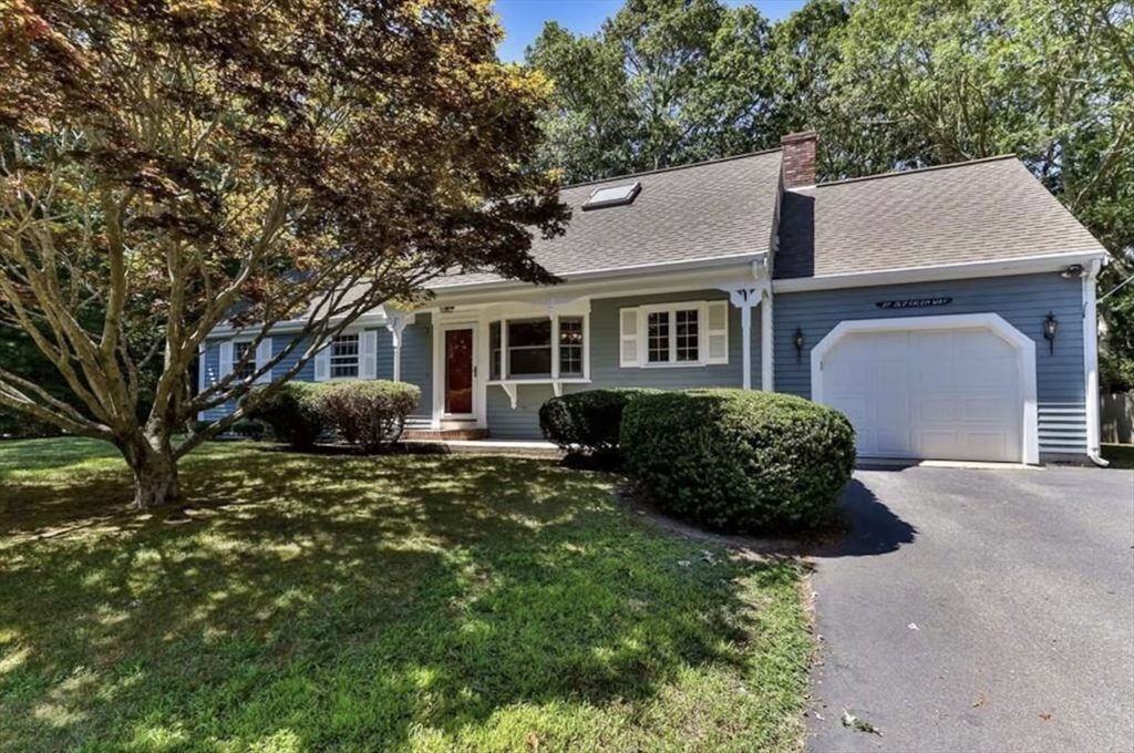 37 Old Salem Way Property Photo 1
