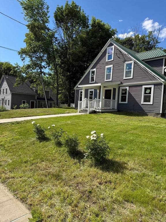18 Main St Property Photo 1