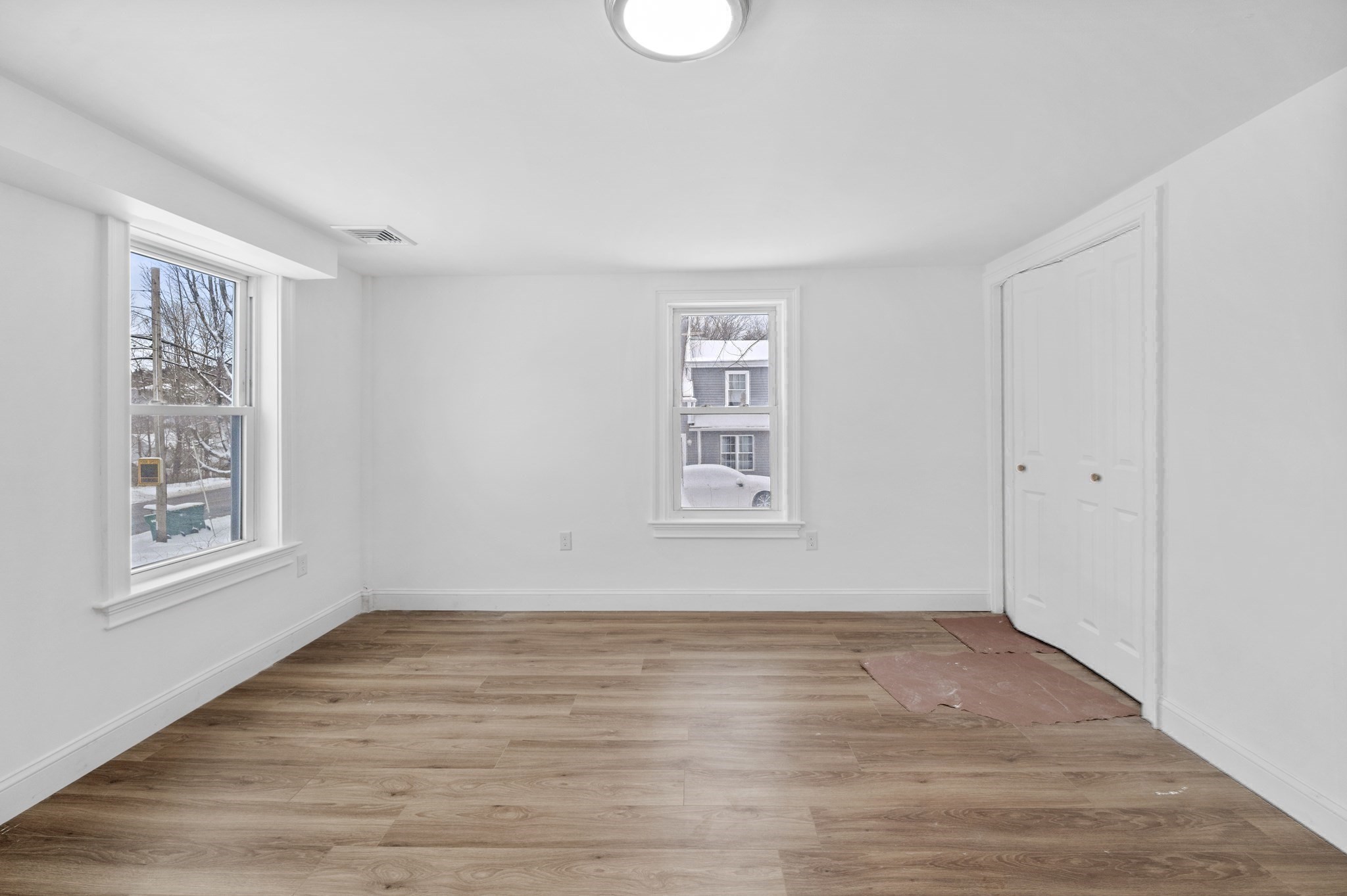 18 Main St Property Photo 19