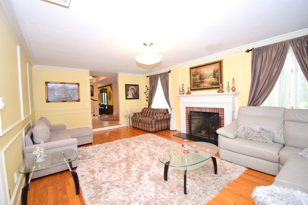 14 Colonial Drive Property Photo 10
