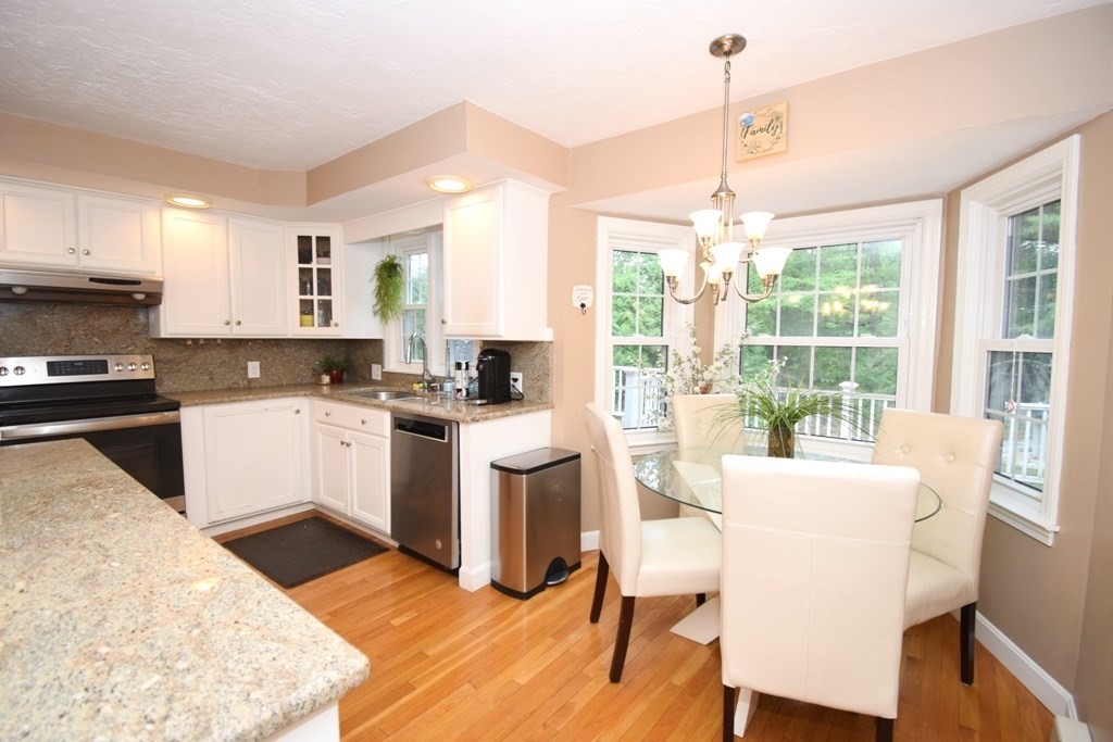 14 Colonial Drive Property Photo 12