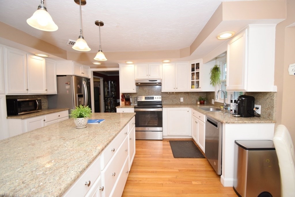 14 Colonial Drive Property Photo 13