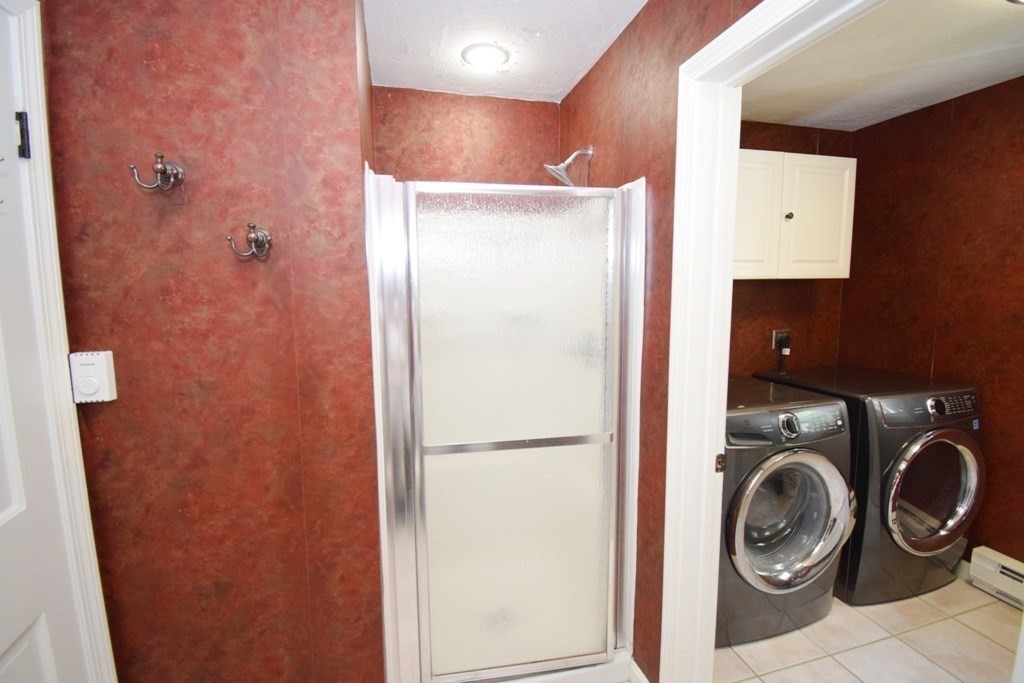 14 Colonial Drive Property Photo 18