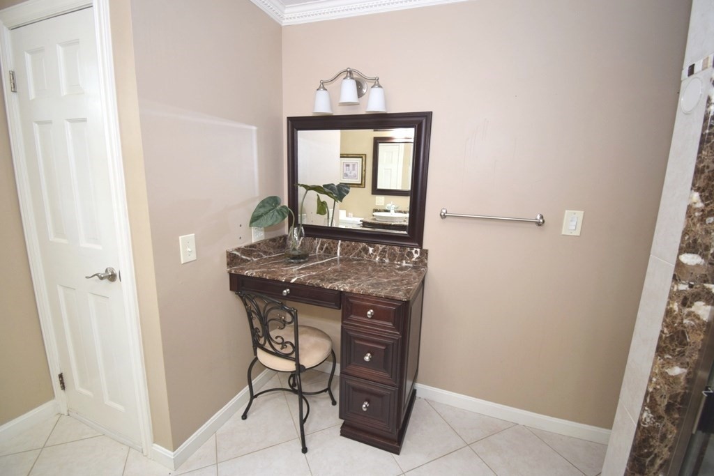 14 Colonial Drive Property Photo 25