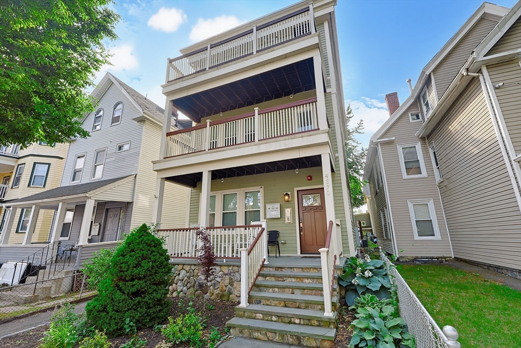 4370 Washington St # 2 Property Photo 1
