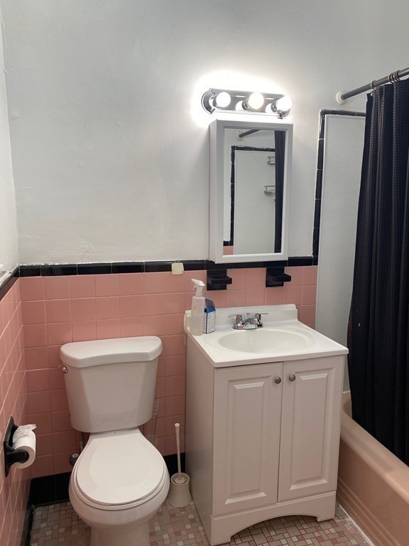 1834 Beacon St # 11 Property Photo 7