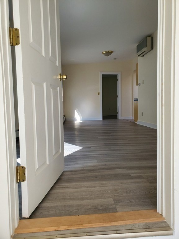 101 Oak Island St Property Photo 5
