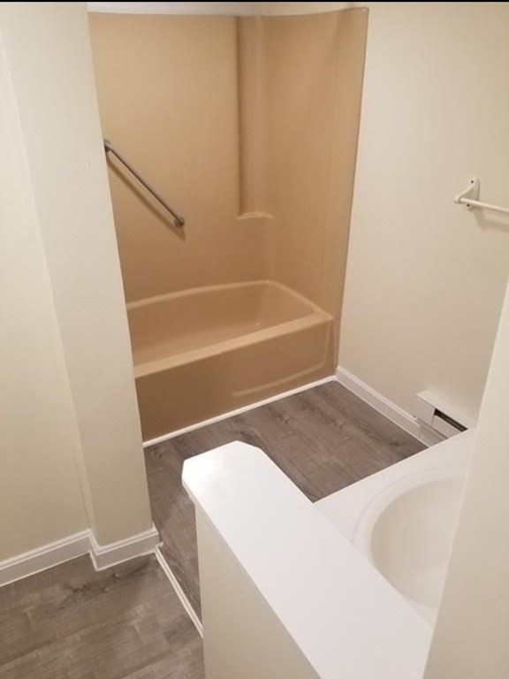 101 Oak Island St Property Photo 18