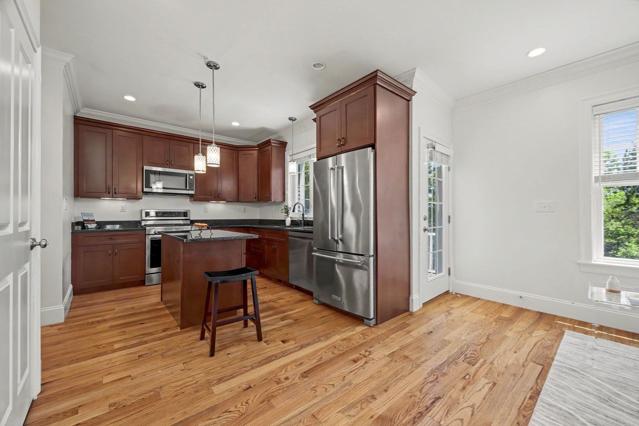 5 Clarks Hill Lane # 5 Property Photo 6