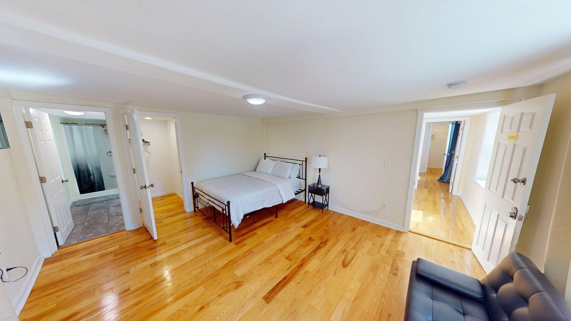 266 Webster St Property Photo 23