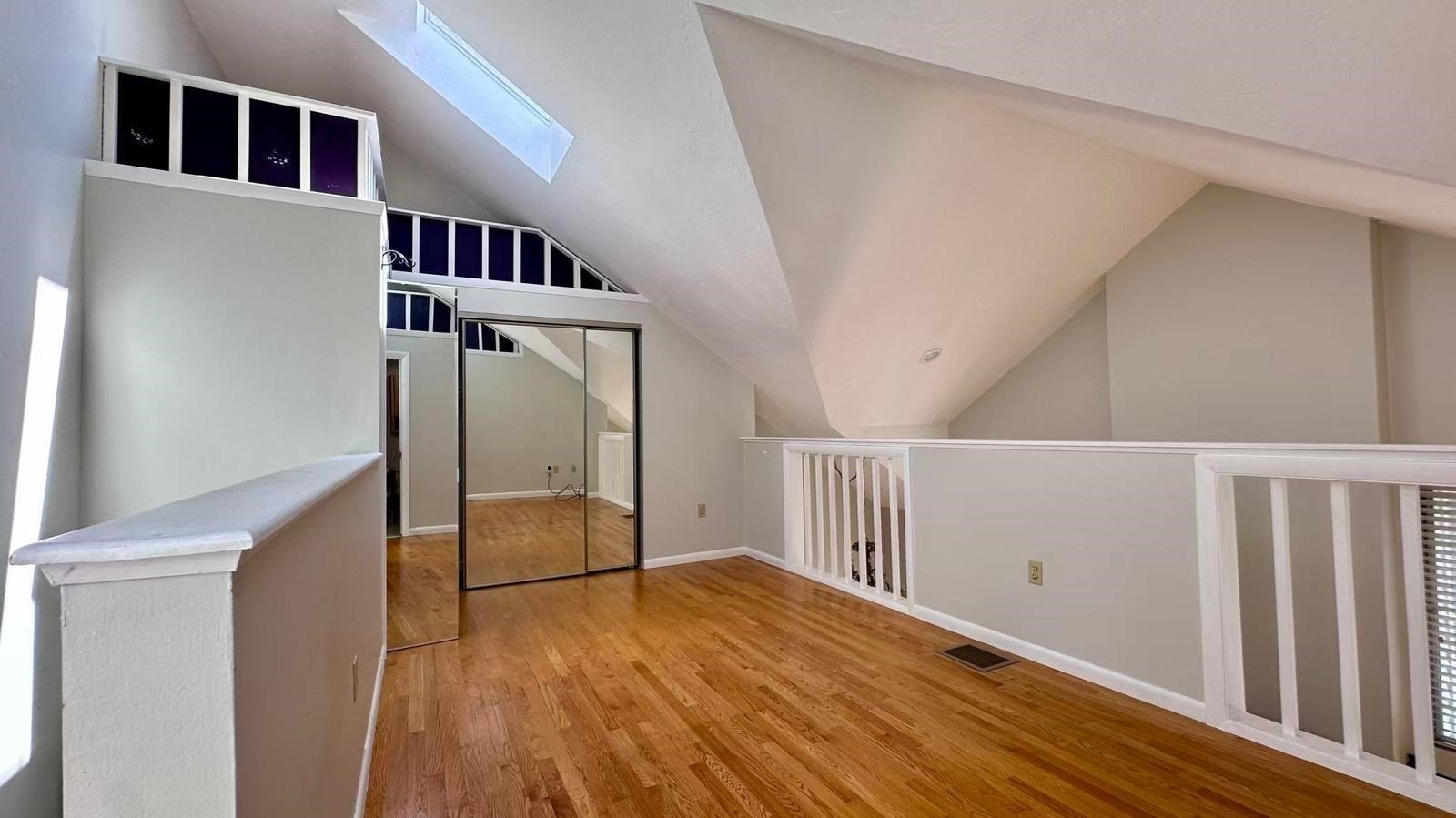 200 Falls # D309 Property Photo 9