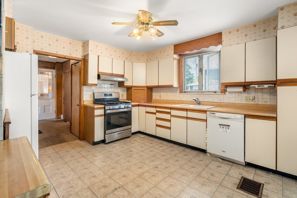 25 Curve St Property Photo 15