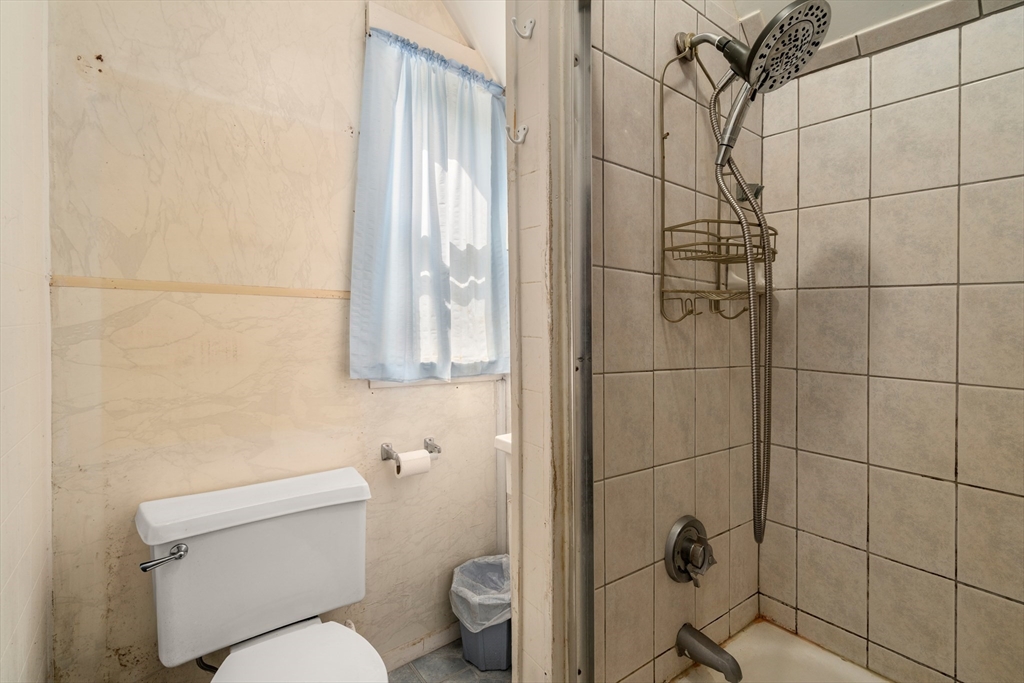 25 Curve St Property Photo 28