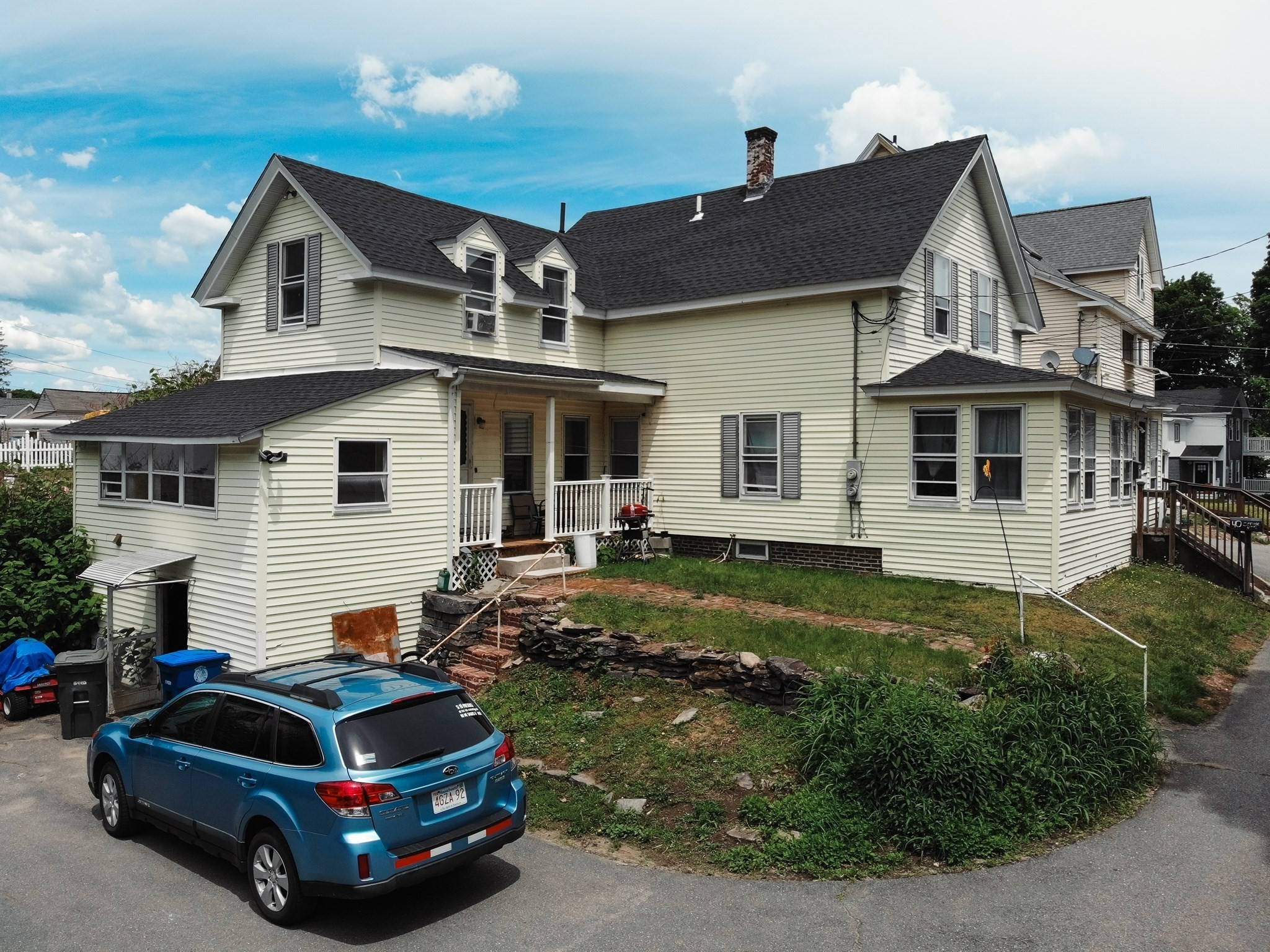 40-46 Cottage St Property Photo 4