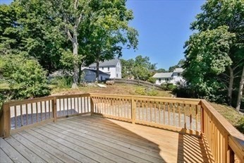 77 Rock Glen Rd Property Photo 15