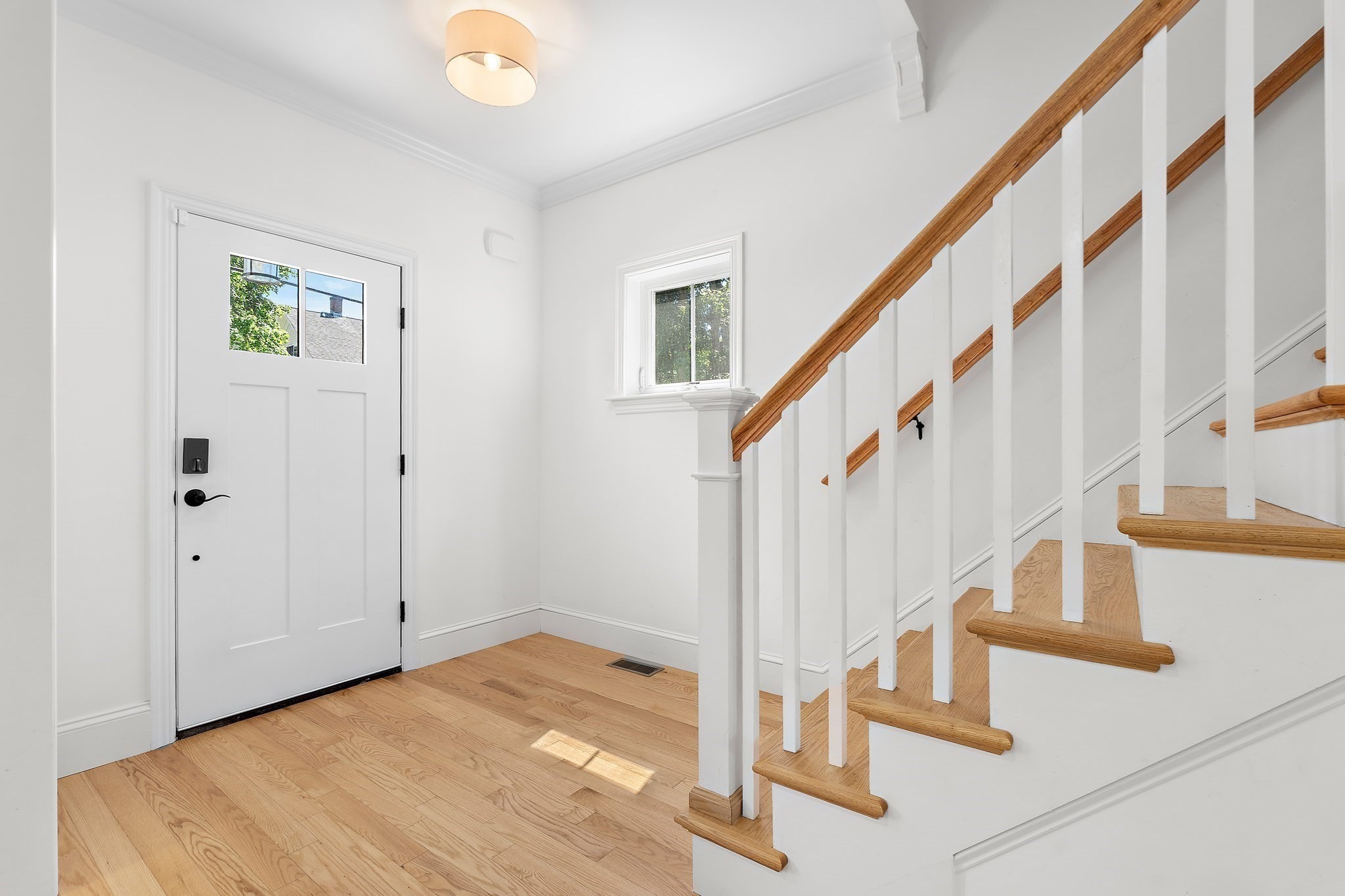 328 Village St # 328 Property Photo 4