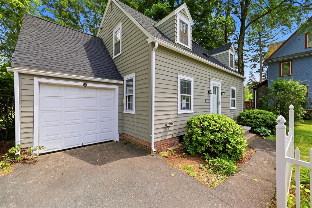 43 Elm Street Property Photo 4