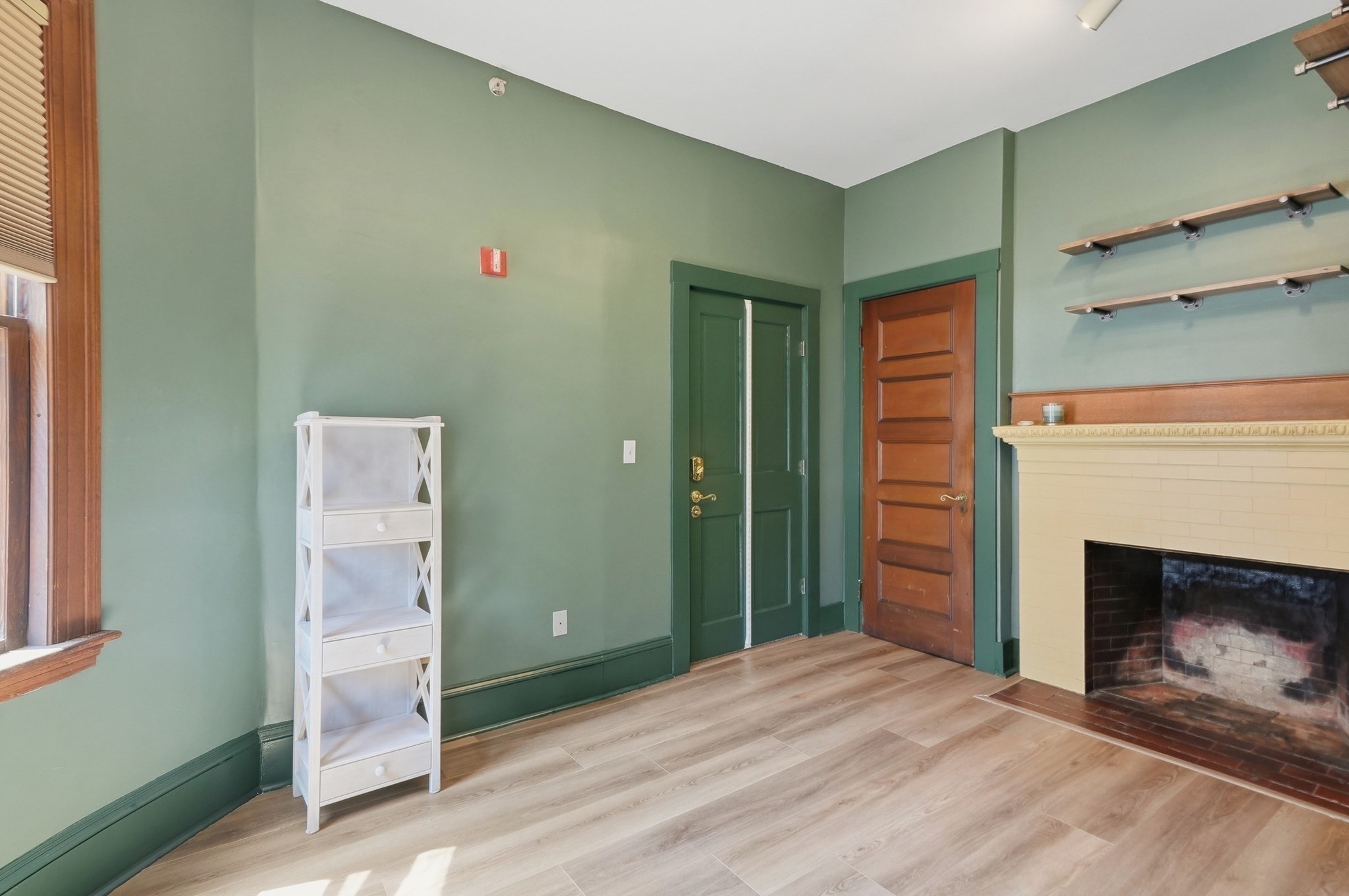 7 Wyman Street # 1 Property Photo 6