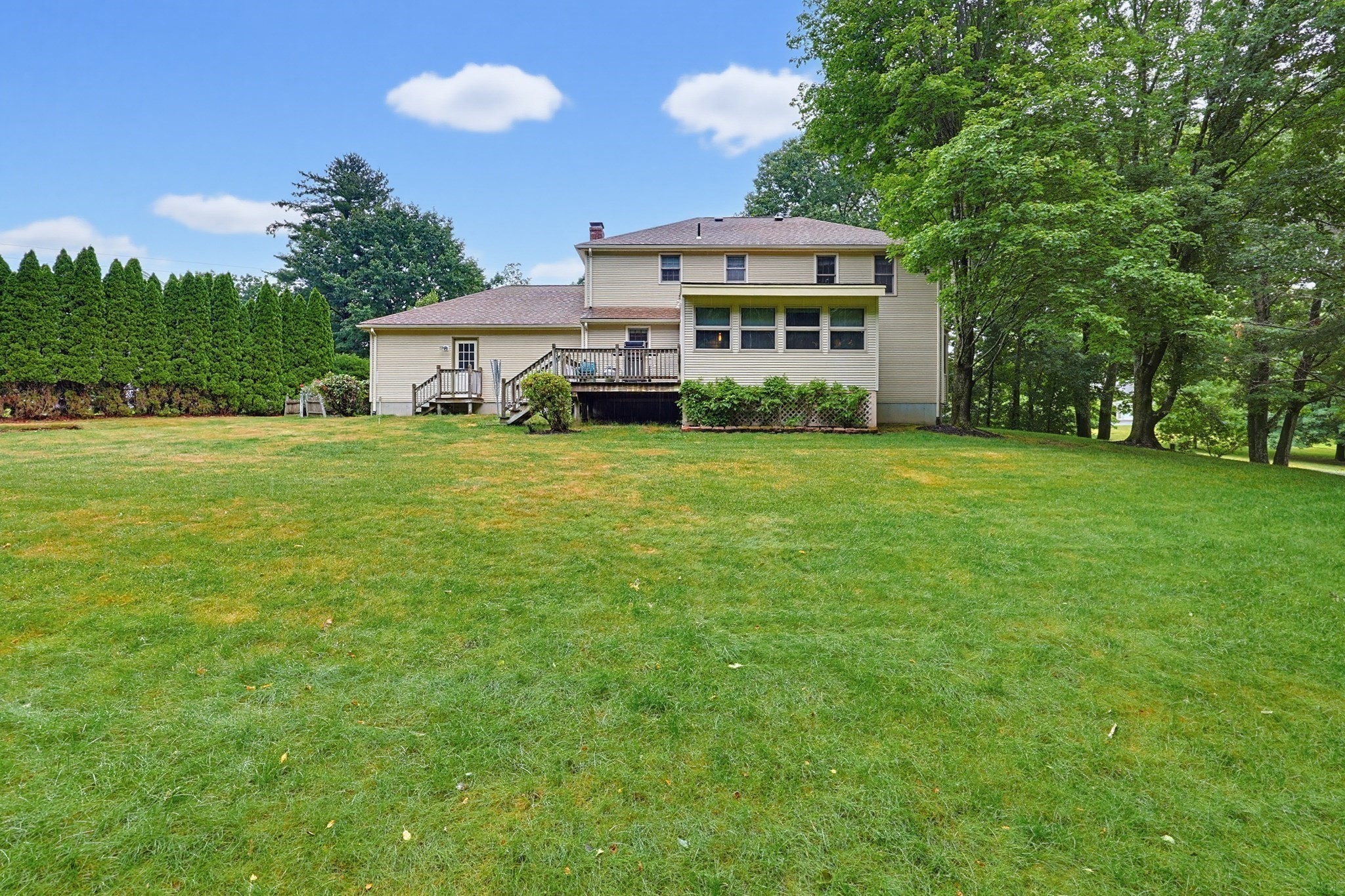 60 Forest View Dr Property Photo 4