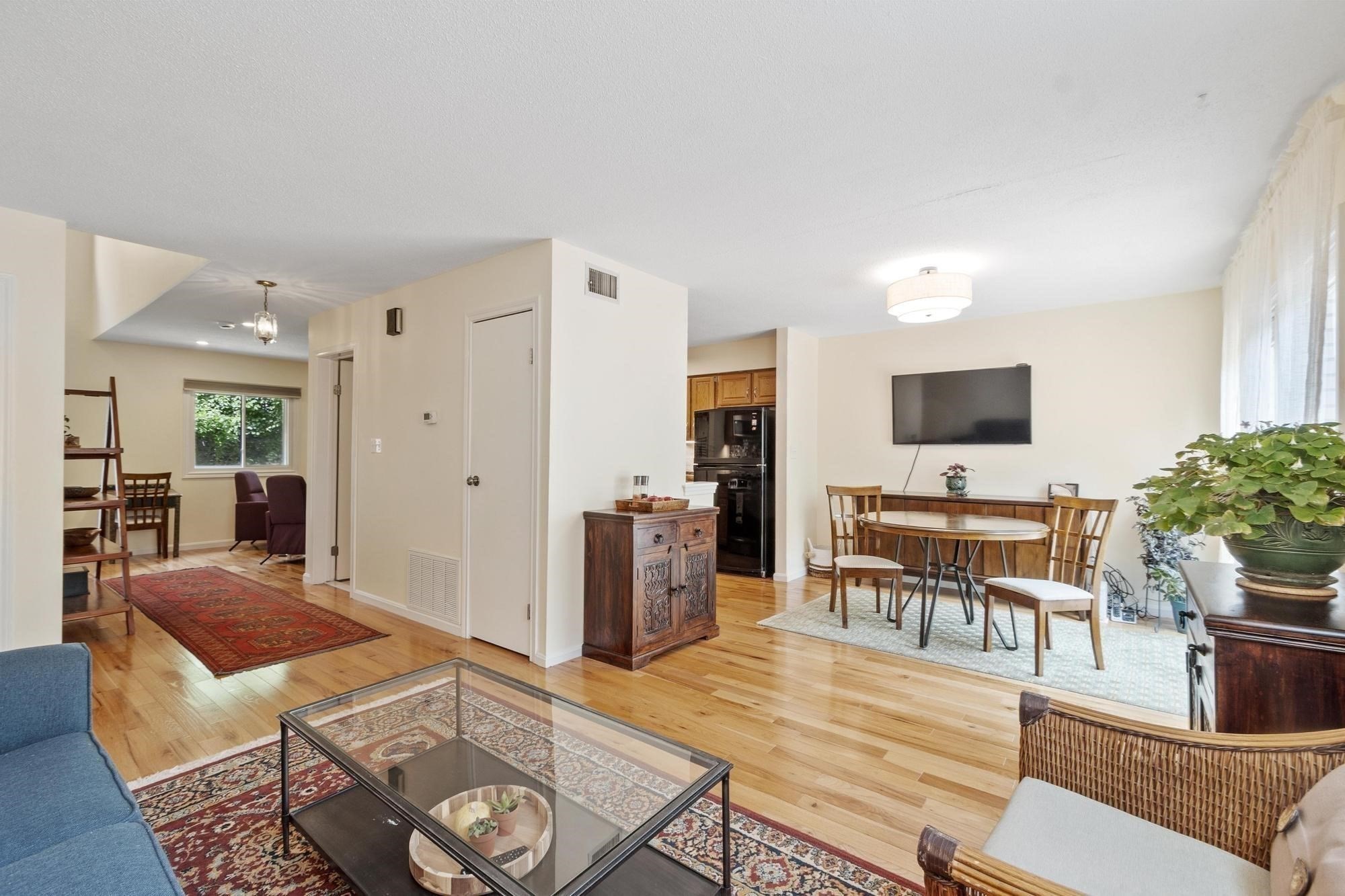 13 Nightingale Lane # 13 Property Photo 3