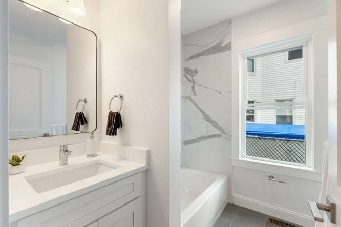 53 Sheridan Avenue # 1 Property Photo 17