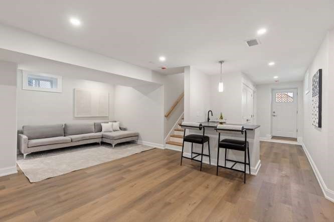 53 Sheridan Avenue # 1 Property Photo 22