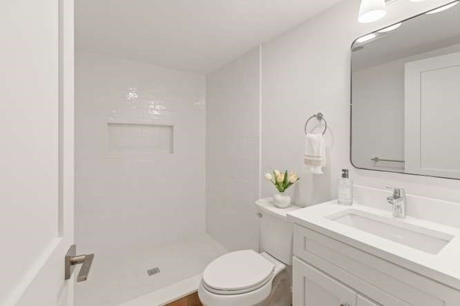53 Sheridan Avenue # 1 Property Photo 24