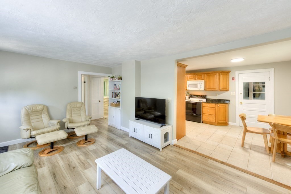 154 Boylston Street Property Photo 3
