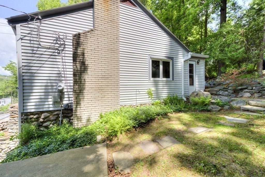 154 Boylston Street Property Photo 20