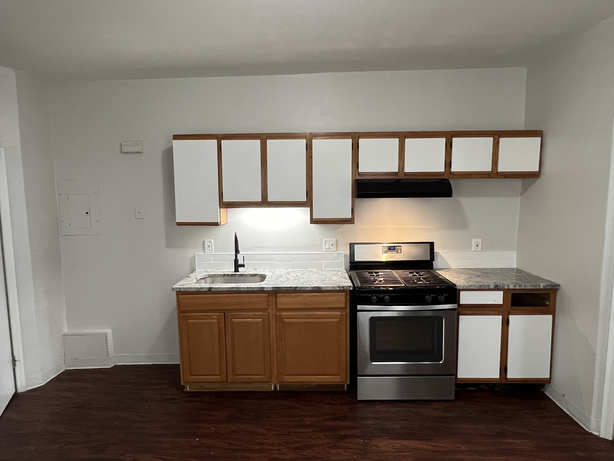 38 George St # 2E Property Photo 1