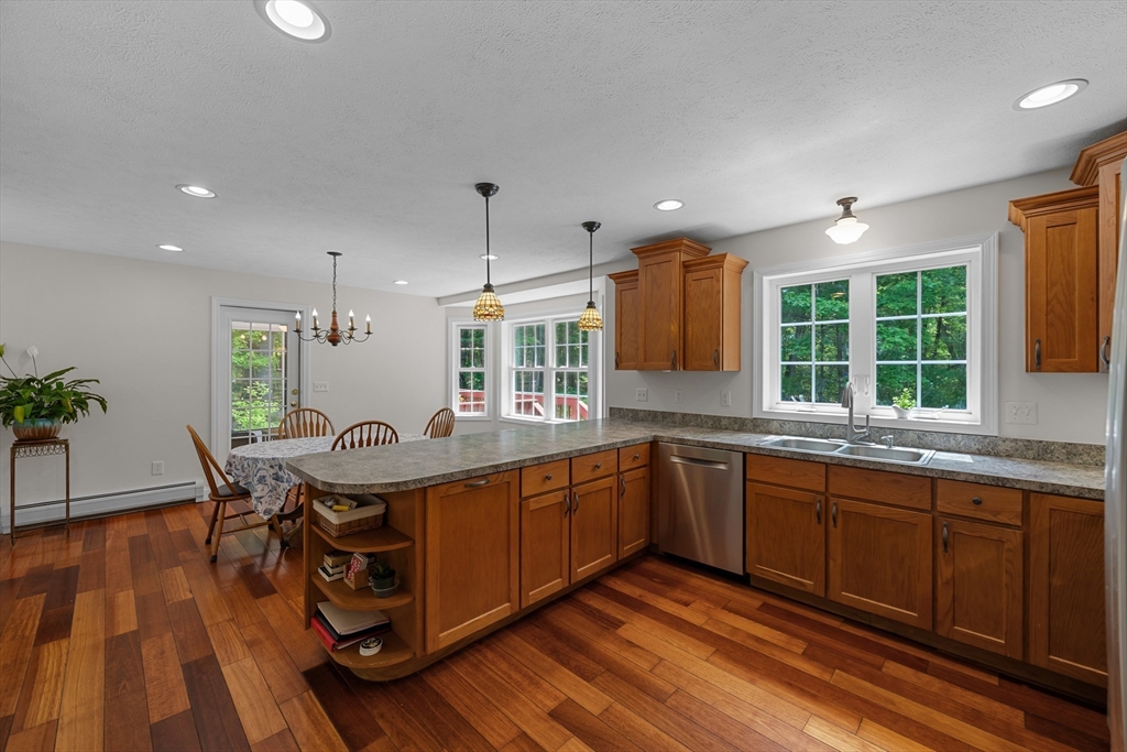 151 Sterling Road Property Photo 9