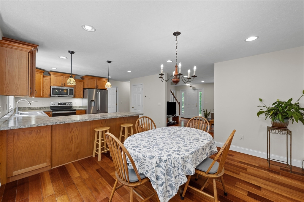 151 Sterling Road Property Photo 14
