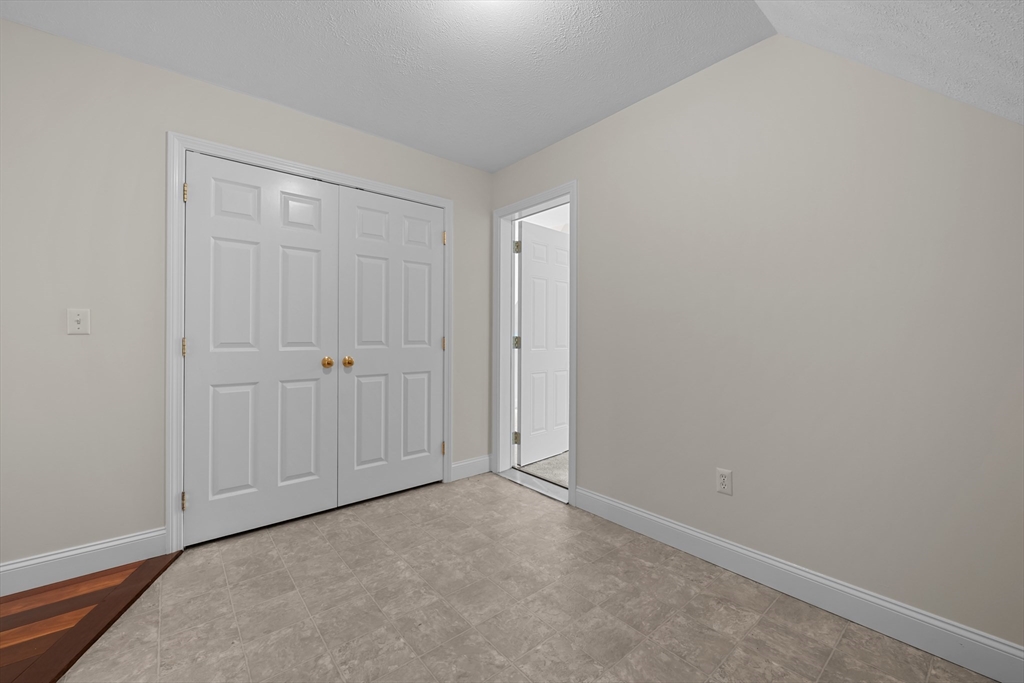 151 Sterling Road Property Photo 30