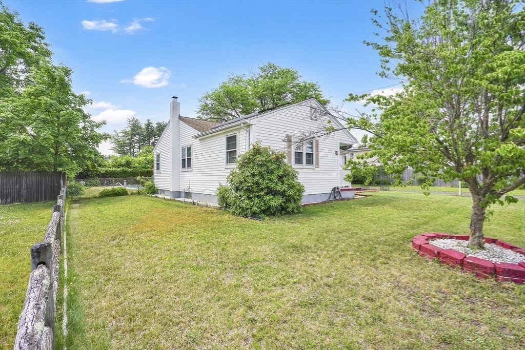 135 Bulat Dr Property Photo 25