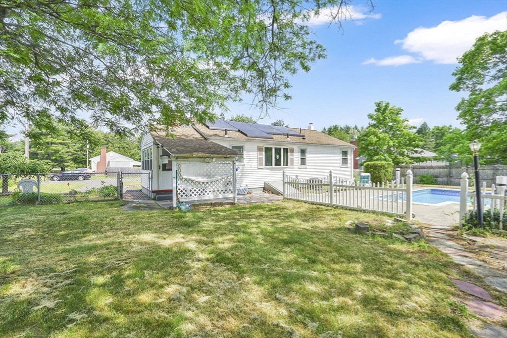 135 Bulat Dr Property Photo 29