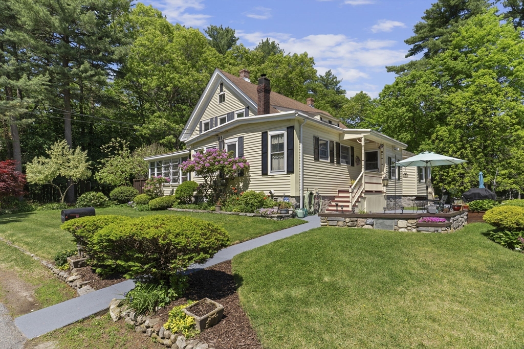 14 Naylor Ave