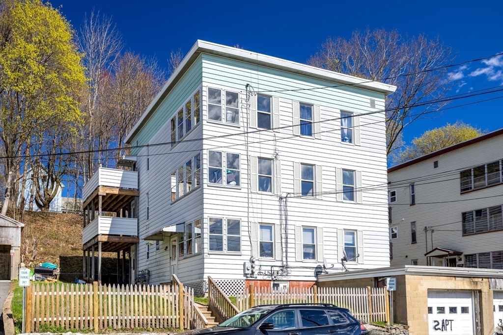 242 Pine St. # 2 Property Photo 1